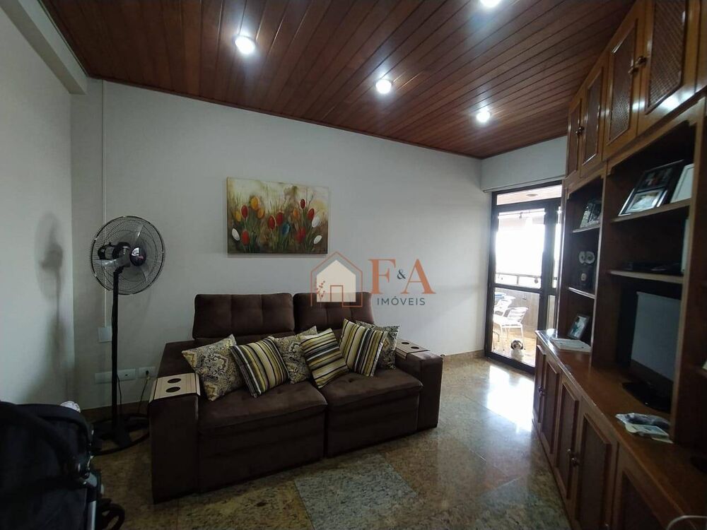 Apartamento à venda com 4 quartos, 240m² - Foto 4