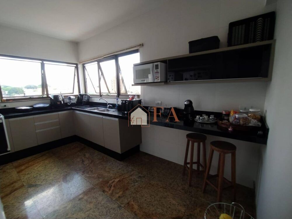 Apartamento à venda com 4 quartos, 240m² - Foto 6