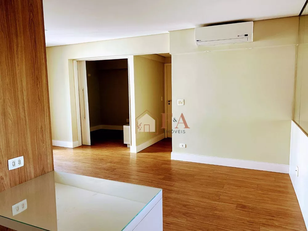 Apartamento à venda com 2 quartos, 79m² - Foto 3