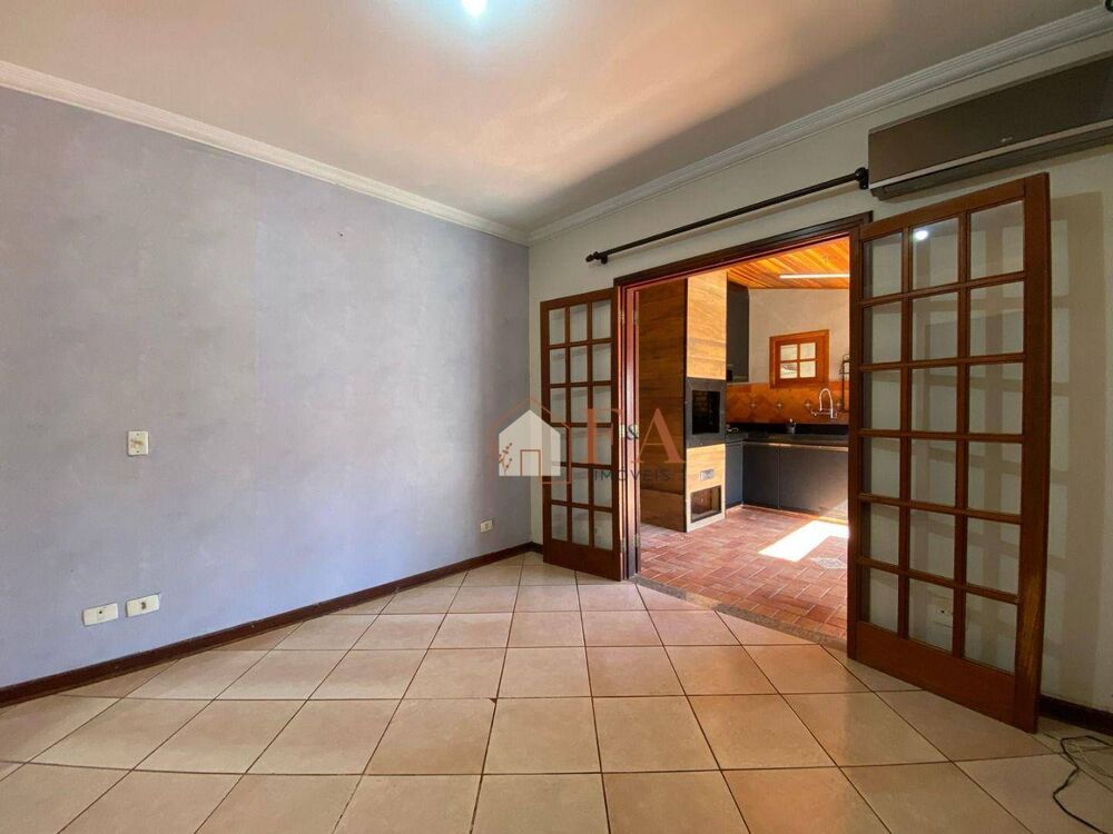 Casa, 3 quartos, 144 m² - Foto 1