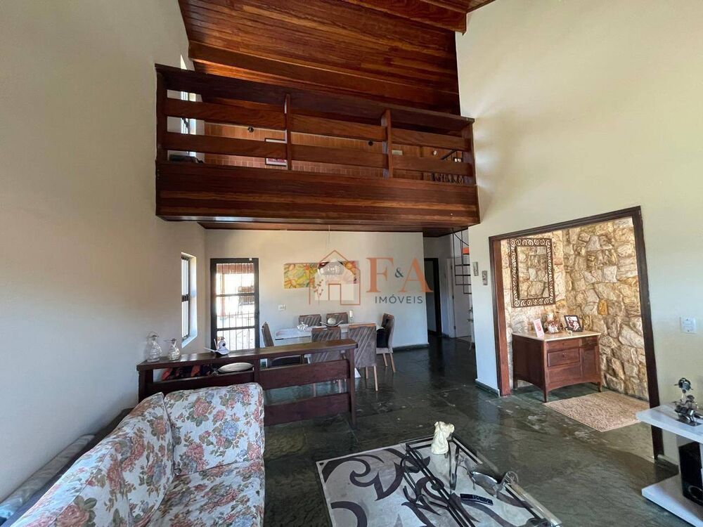 Casa, 3 quartos, 237 m² - Foto 13