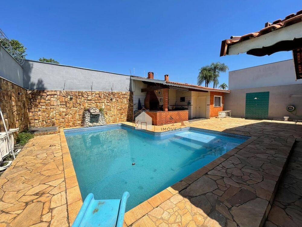 Casa, 3 quartos, 237 m² - Foto 32