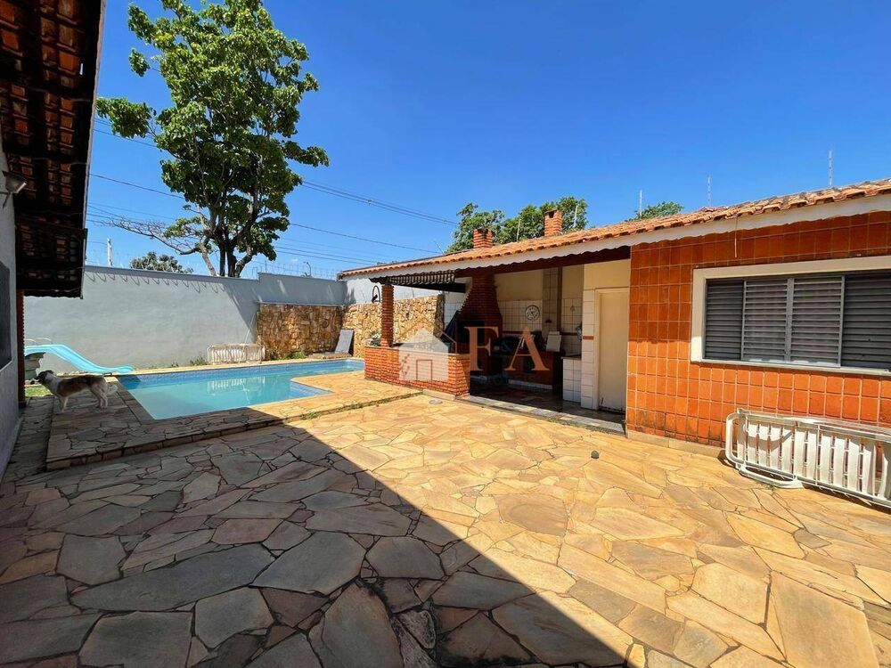 Casa, 3 quartos, 237 m² - Foto 30