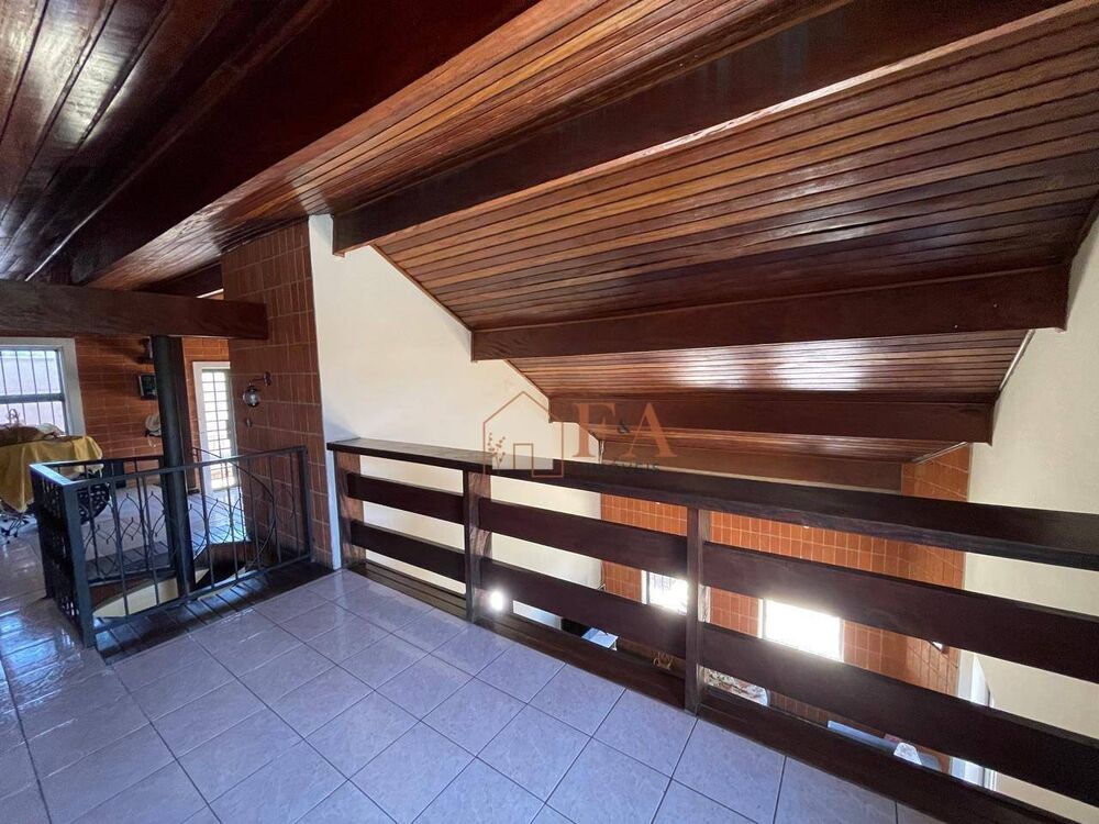 Casa, 3 quartos, 237 m² - Foto 36