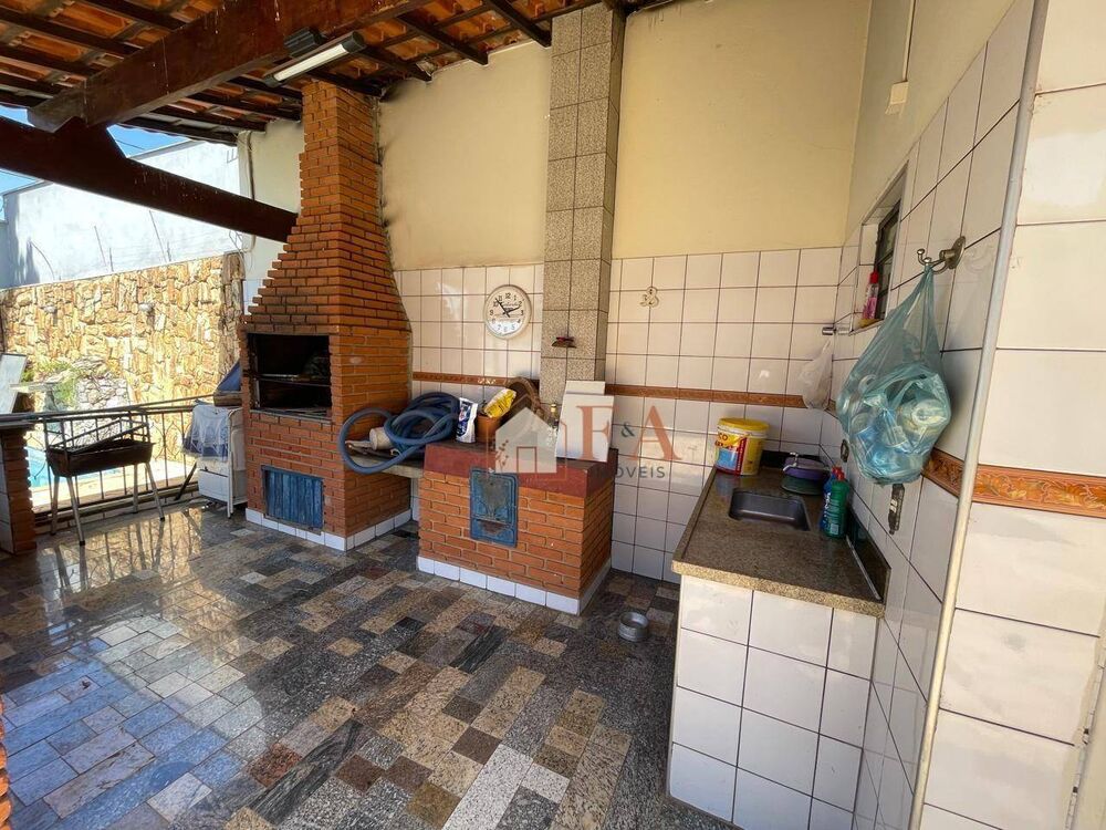 Casa, 3 quartos, 237 m² - Foto 23