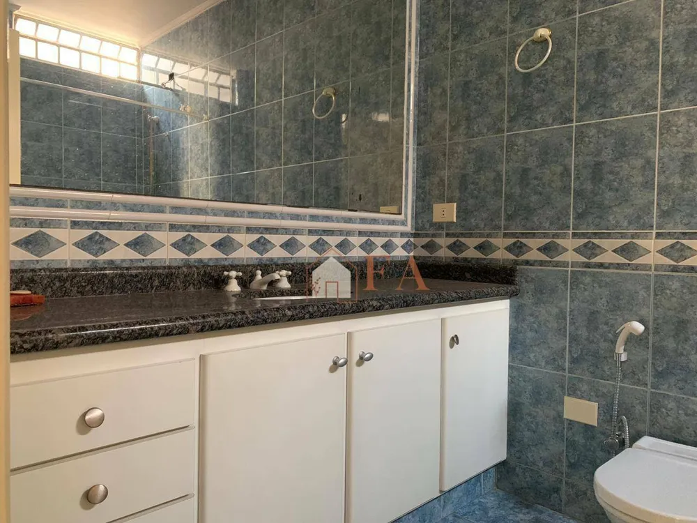 Casa, 4 quartos, 221 m² - Foto 2