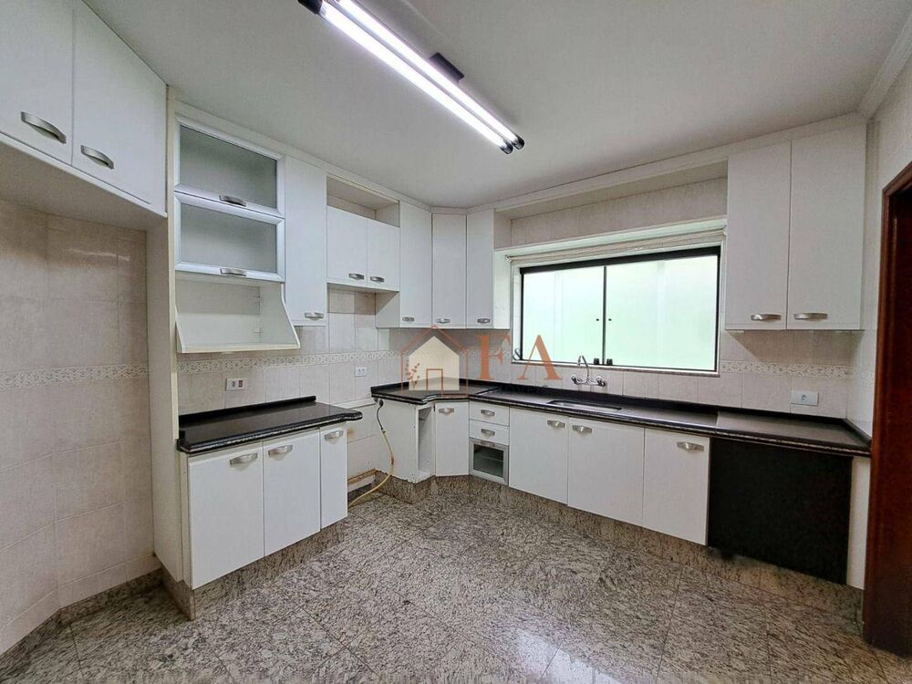 Casa de Condomínio à venda com 3 quartos, 241m² - Foto 11