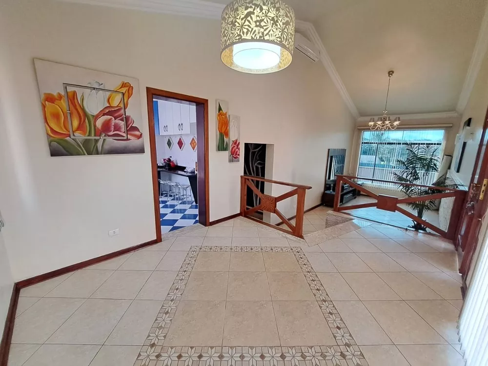 Casa de Condomínio à venda com 3 quartos, 294m² - Foto 4