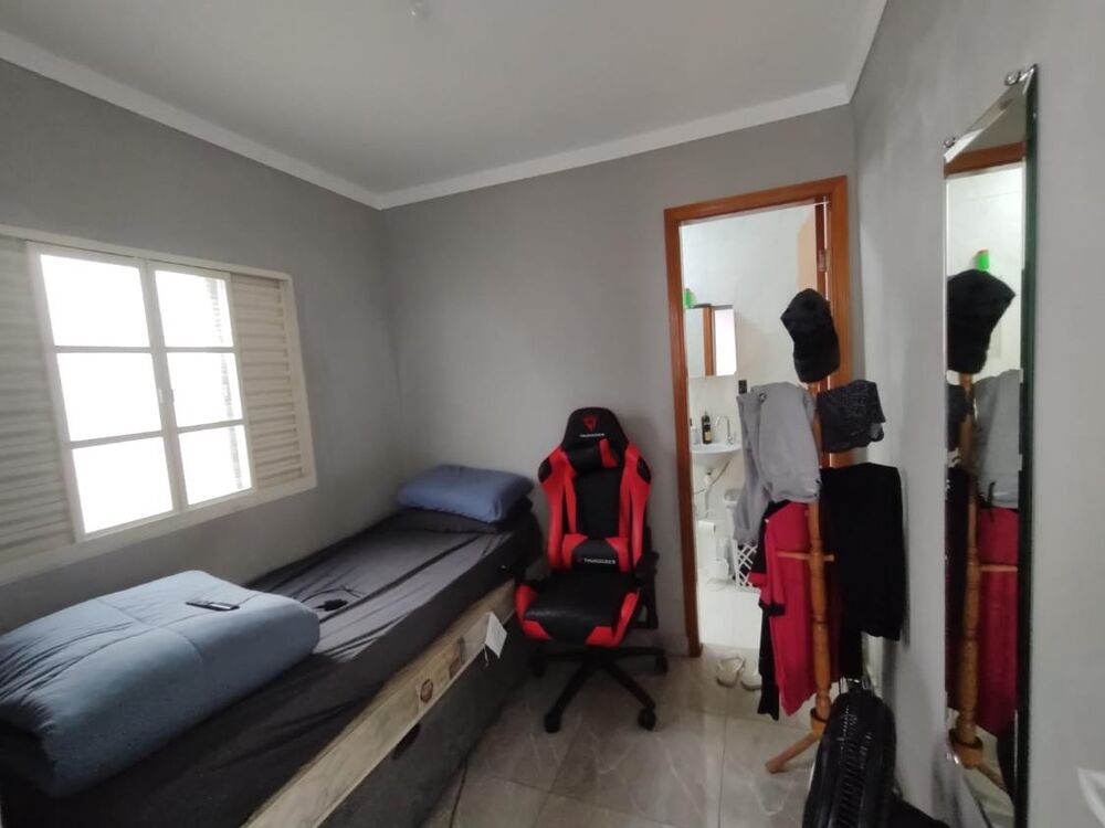 Casa à venda com 3 quartos - Foto 2