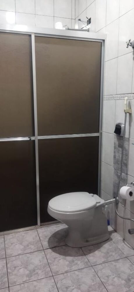Casa à venda com 5 quartos, 195m² - Foto 4