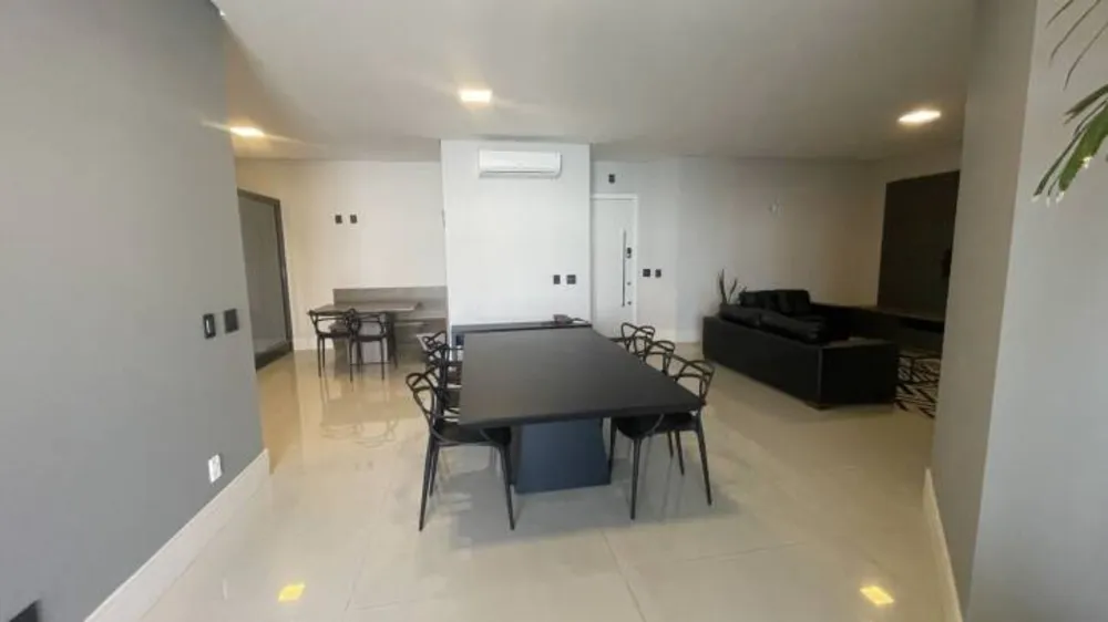 Apartamento, 3 quartos, 141 m² - Foto 2