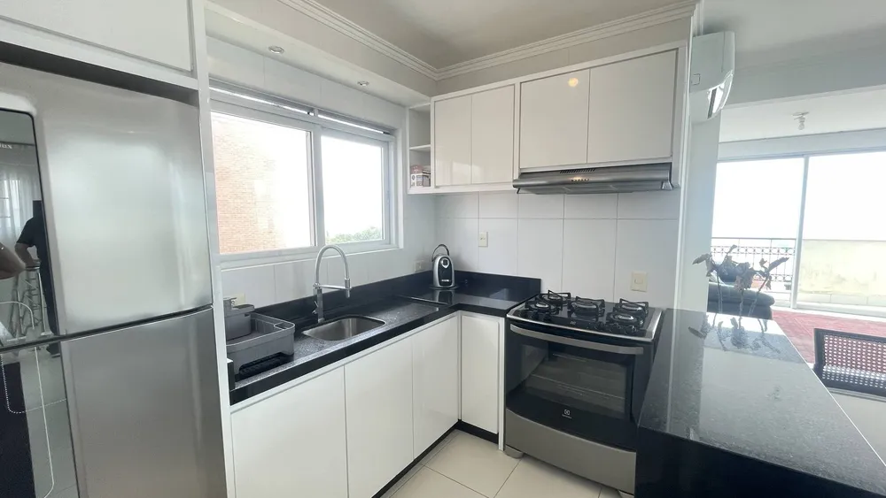Cobertura, 3 quartos, 170 m² - Foto 2