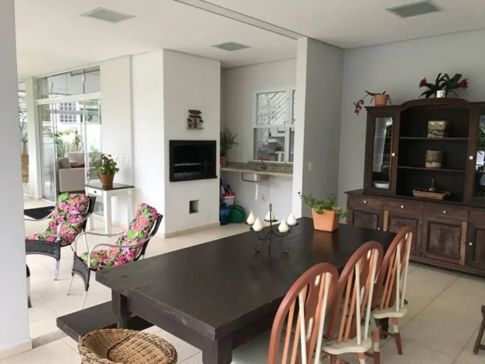 Casa, 7 quartos, 615 m² - Foto 5