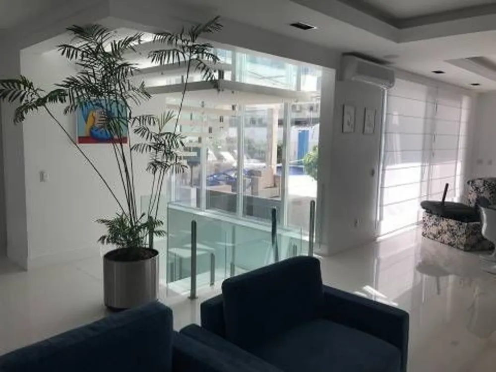 Casa, 6 quartos, 1000 m² - Foto 1