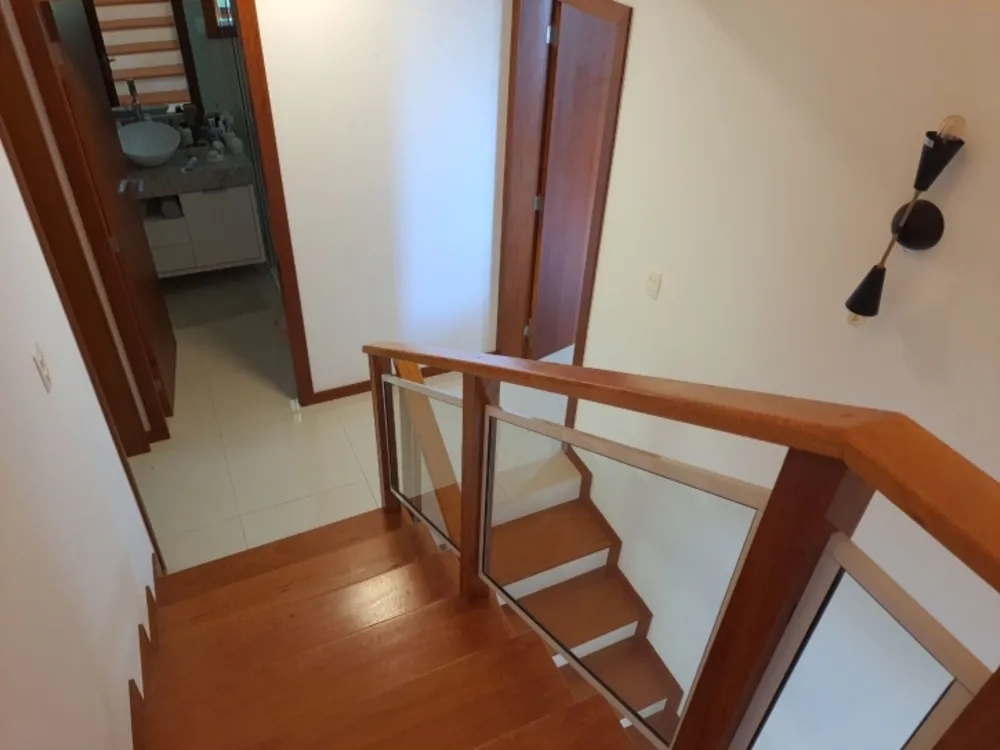 Casa, 3 quartos, 210 m² - Foto 1