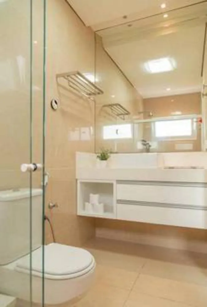Casa, 6 quartos, 1111 m² - Foto 1