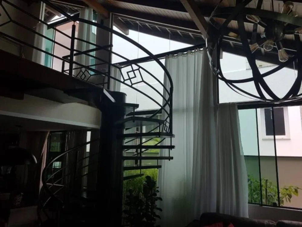 Casa, 5 quartos, 400 m² - Foto 1