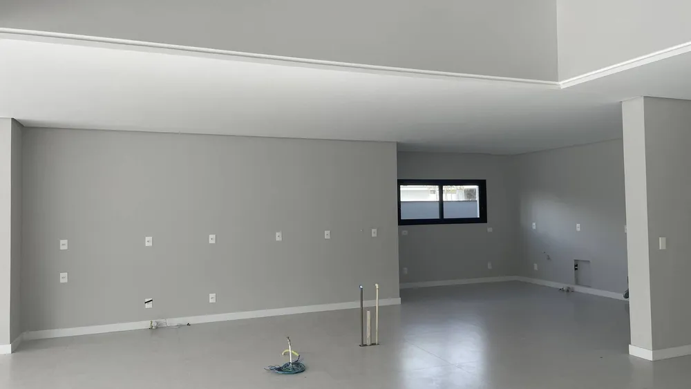 Casa, 6 quartos, 1000 m² - Foto 1