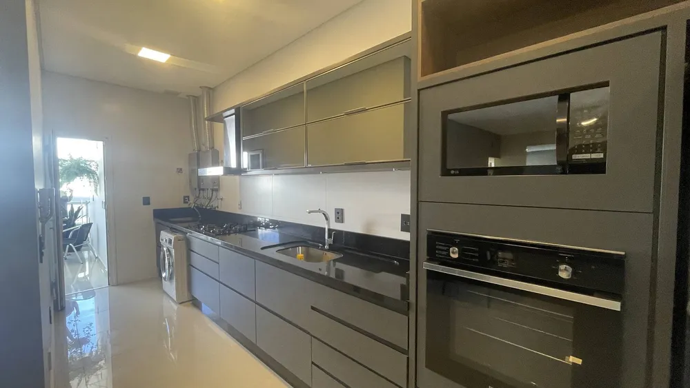 Apartamento, 3 quartos, 141 m² - Foto 2