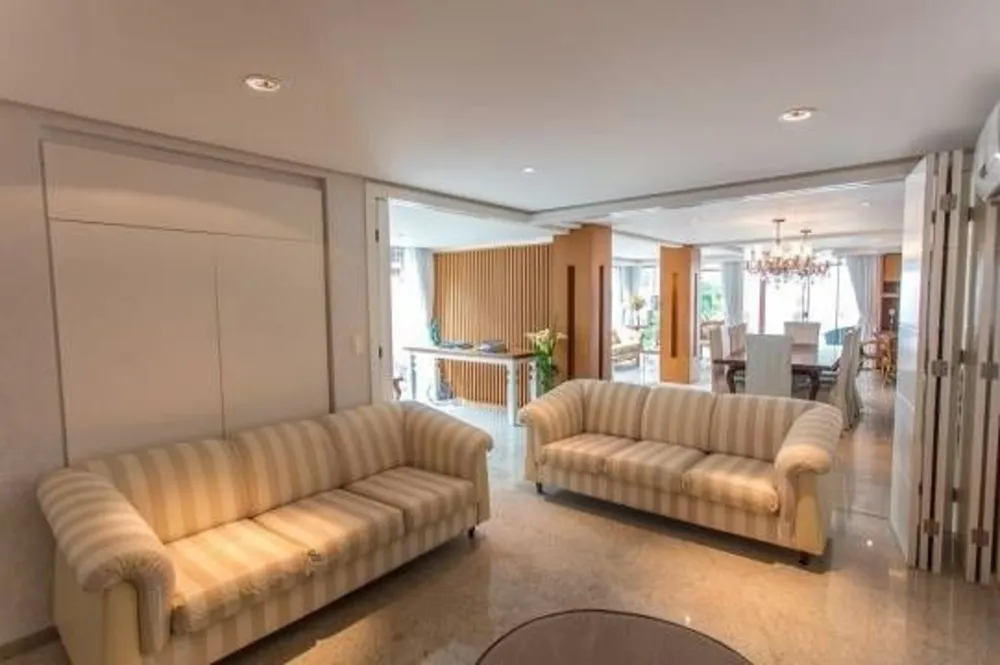 Casa, 5 quartos, 323 m² - Foto 2