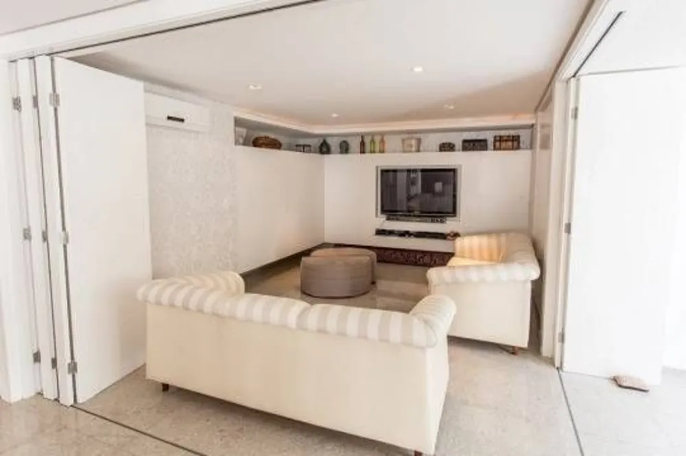 Casa, 5 quartos, 323 m² - Foto 2