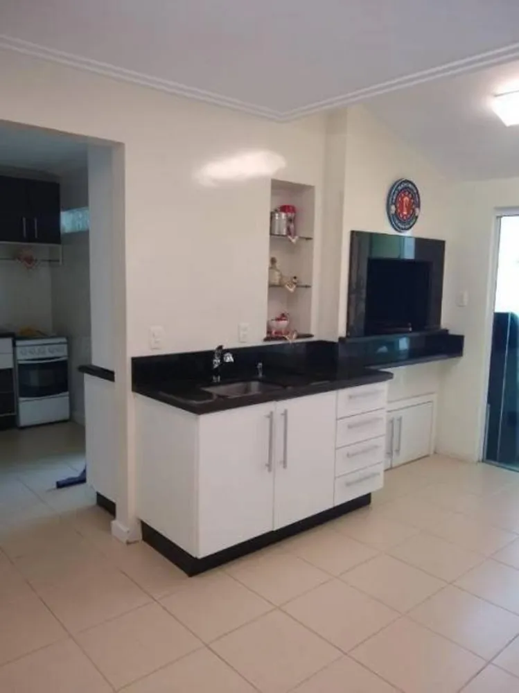 Casa, 5 quartos, 185 m² - Foto 2