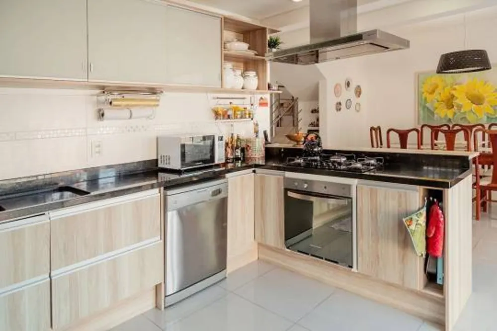 Casa, 4 quartos, 280 m² - Foto 2