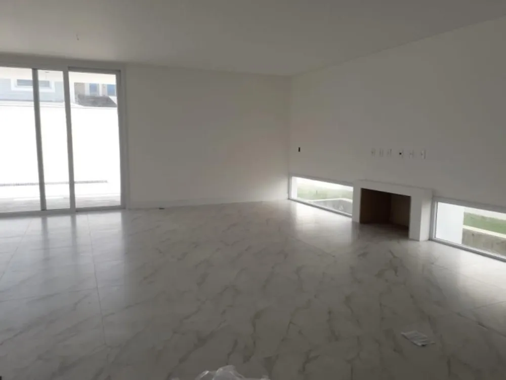 Casa, 4 quartos, 570 m² - Foto 1