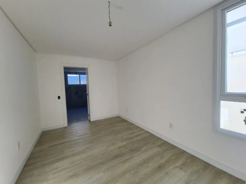 Casa, 4 quartos, 570 m² - Foto 11