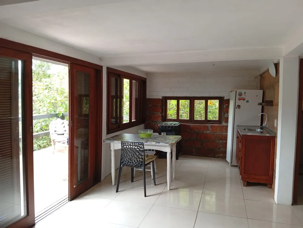 Casa, 4 quartos, 180 m² - Foto 4