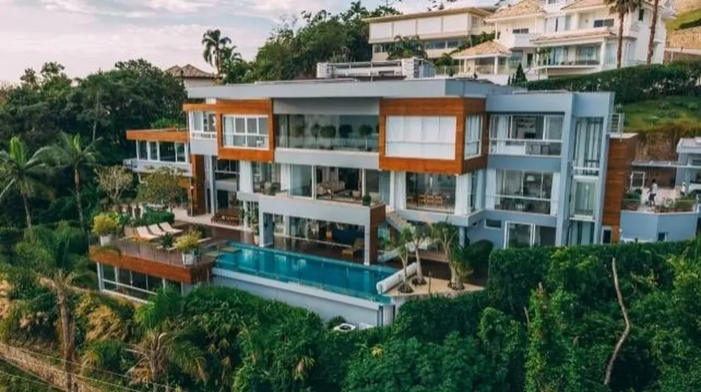 Casa, 6 quartos, 1200 m² - Foto 1