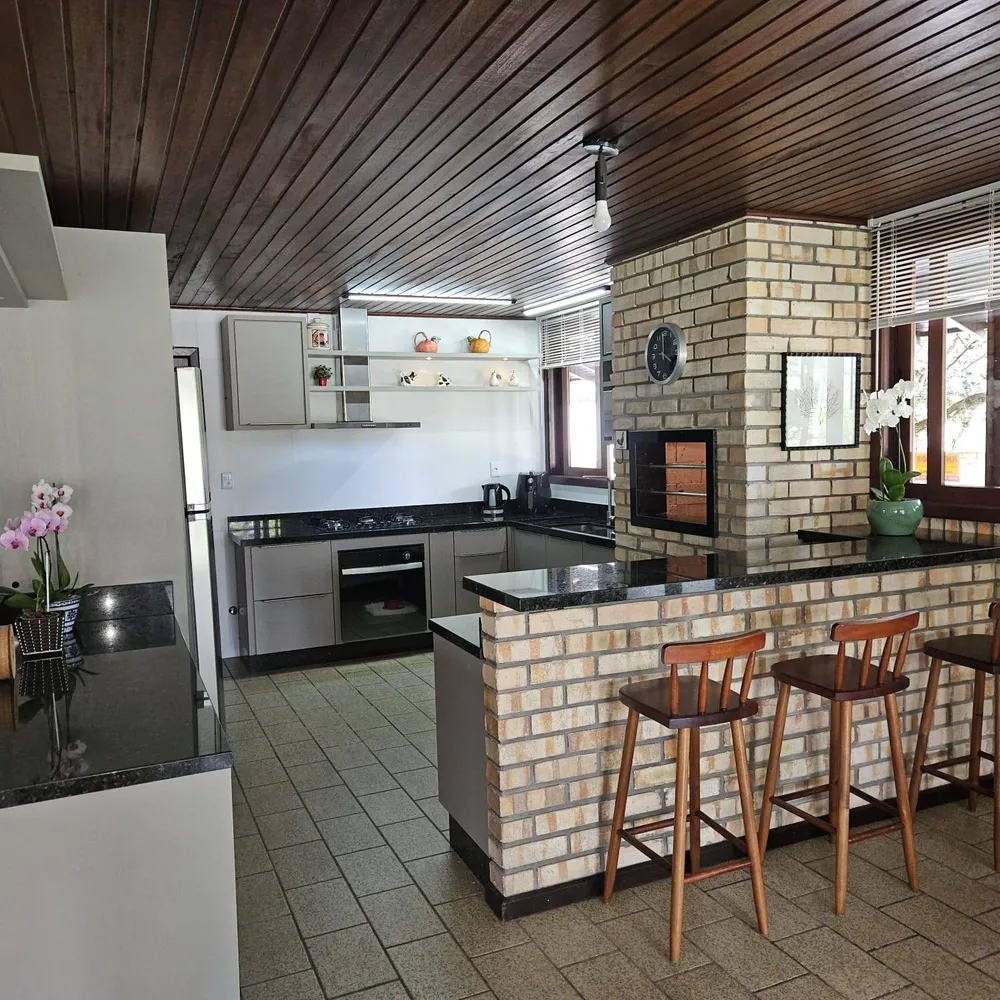 Casa, 4 quartos, 280 m² - Foto 3
