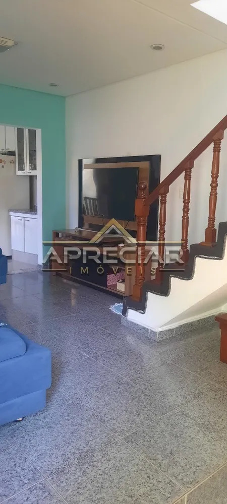 Casa, 3 quartos, 250 m² - Foto 2