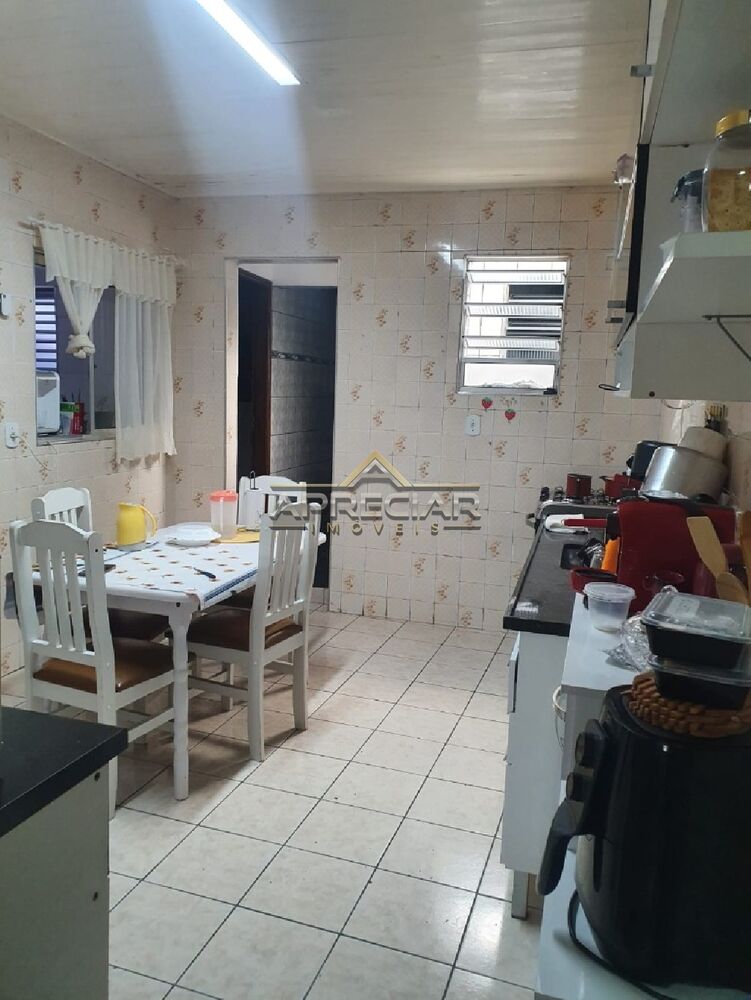 Casa, 2 quartos, 200 m² - Foto 4