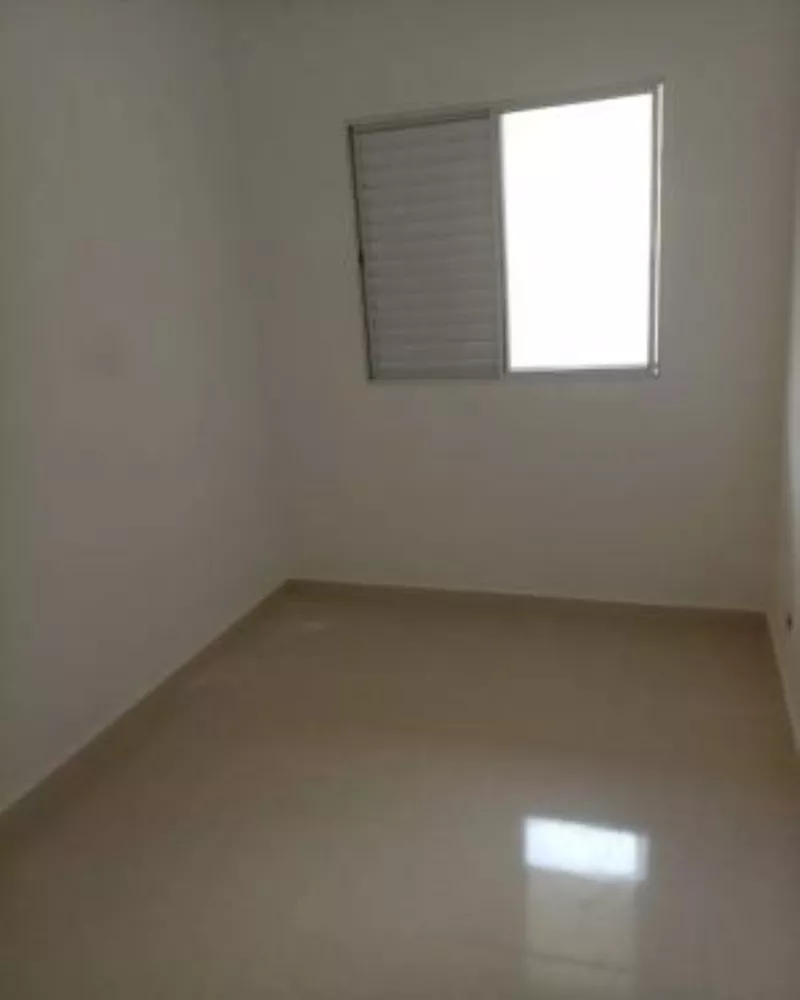 Apartamento à venda com 2 quartos, 42m² - Foto 4