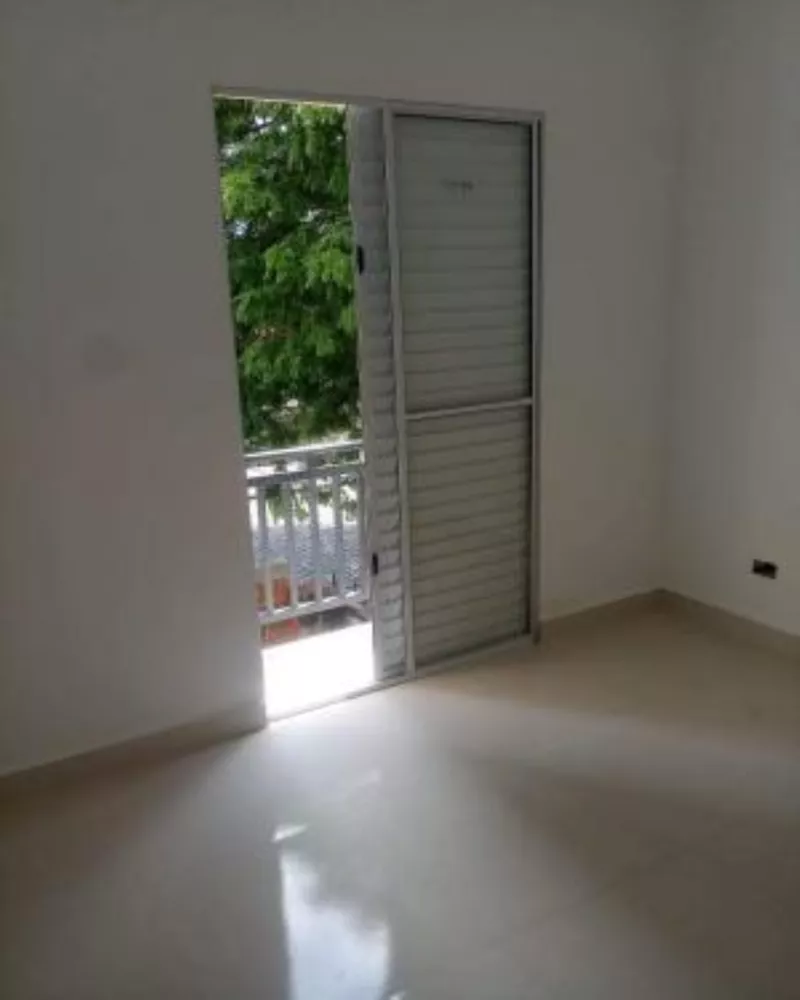 Apartamento à venda com 2 quartos, 42m² - Foto 3