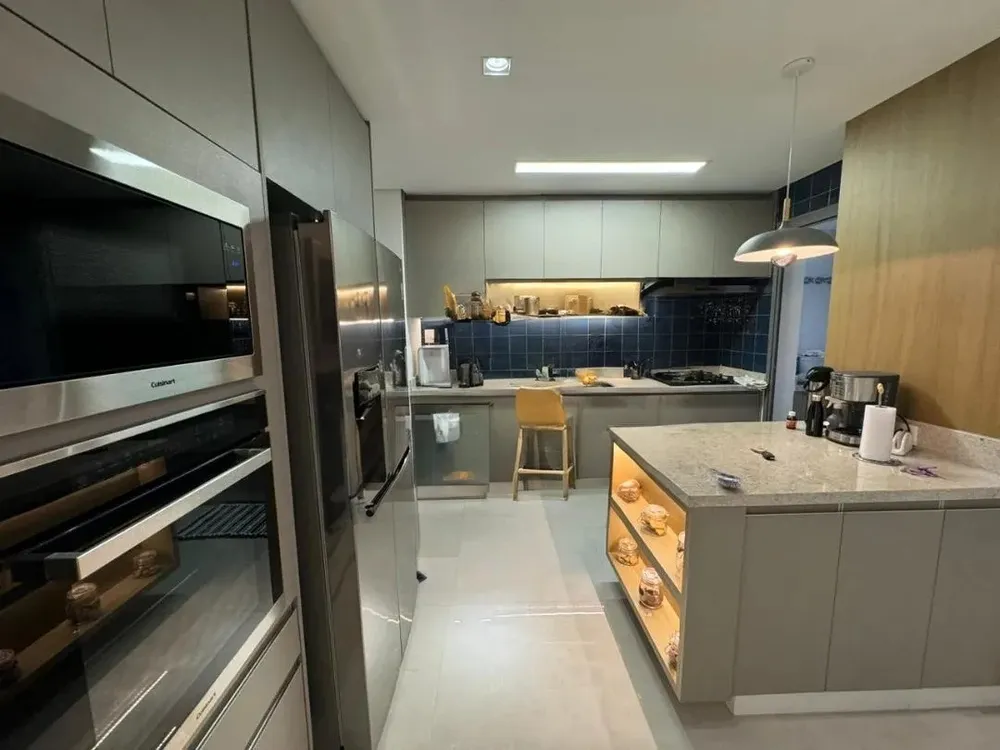 Apartamento, 3 quartos, 147 m² - Foto 1
