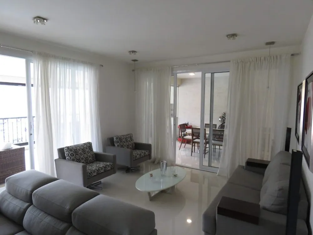 Apartamento, 4 quartos, 250 m² - Foto 1