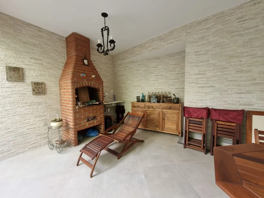 Sobrado, 4 quartos, 180 m² - Foto 1