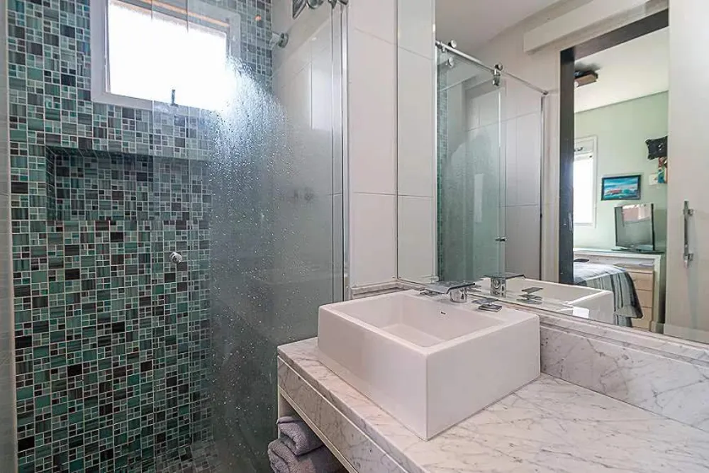 Apartamento, 3 quartos, 184 m² - Foto 1
