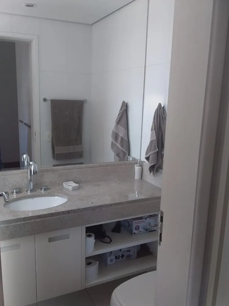 Apartamento, 3 quartos, 184 m² - Foto 2
