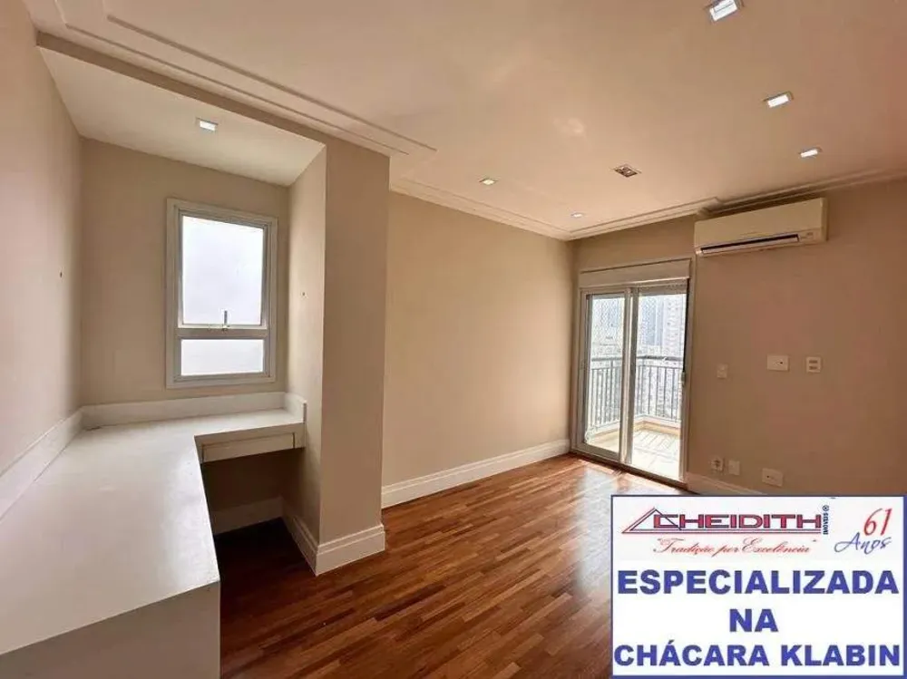 Apartamento, 4 quartos, 216 m² - Foto 1