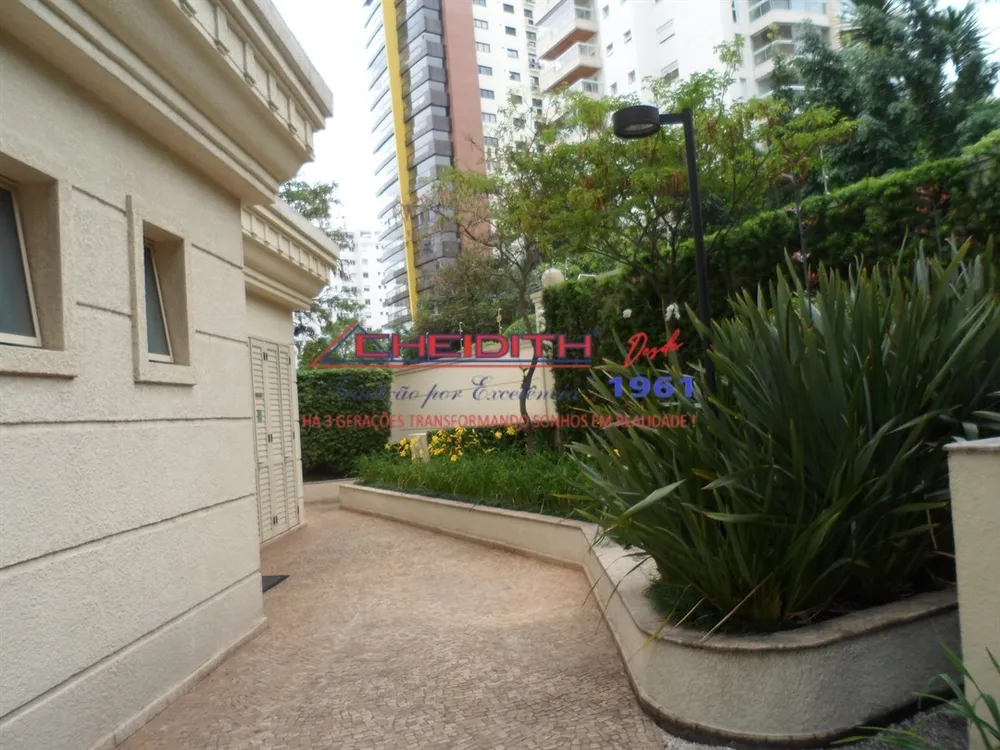 Apartamento, 3 quartos, 209 m² - Foto 2