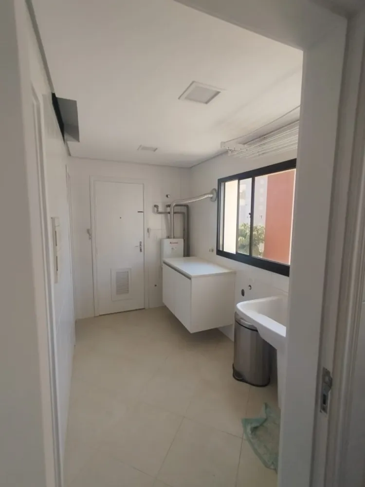Apartamento, 3 quartos, 138 m² - Foto 3