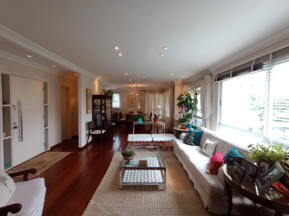 Apartamento, 3 quartos, 180 m² - Foto 1