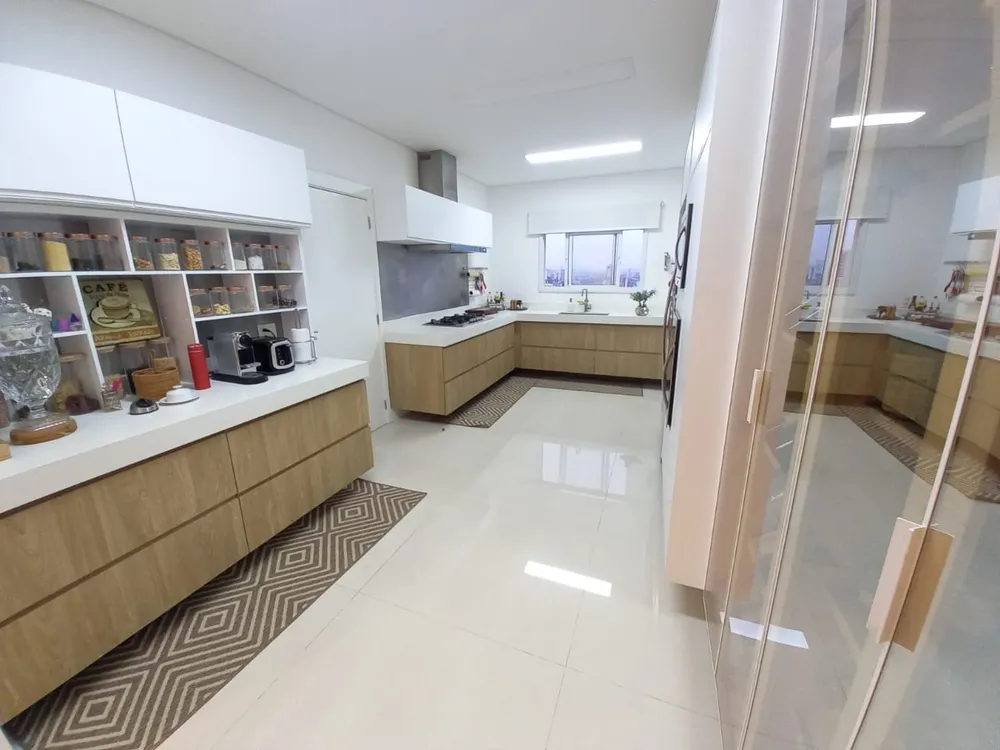 Apartamento, 4 quartos, 271 m² - Foto 7