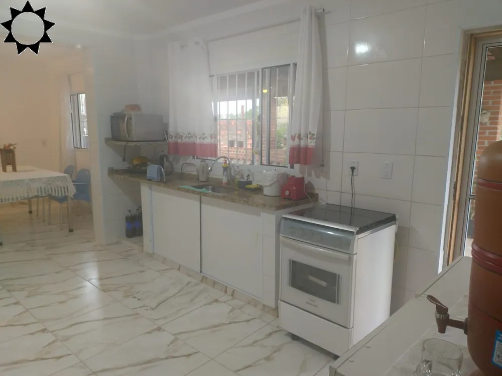 Chácara, 3 quartos, 1545 m² - Foto 2