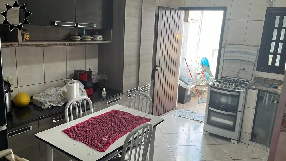 Casa, 3 quartos, 96 m² - Foto 1