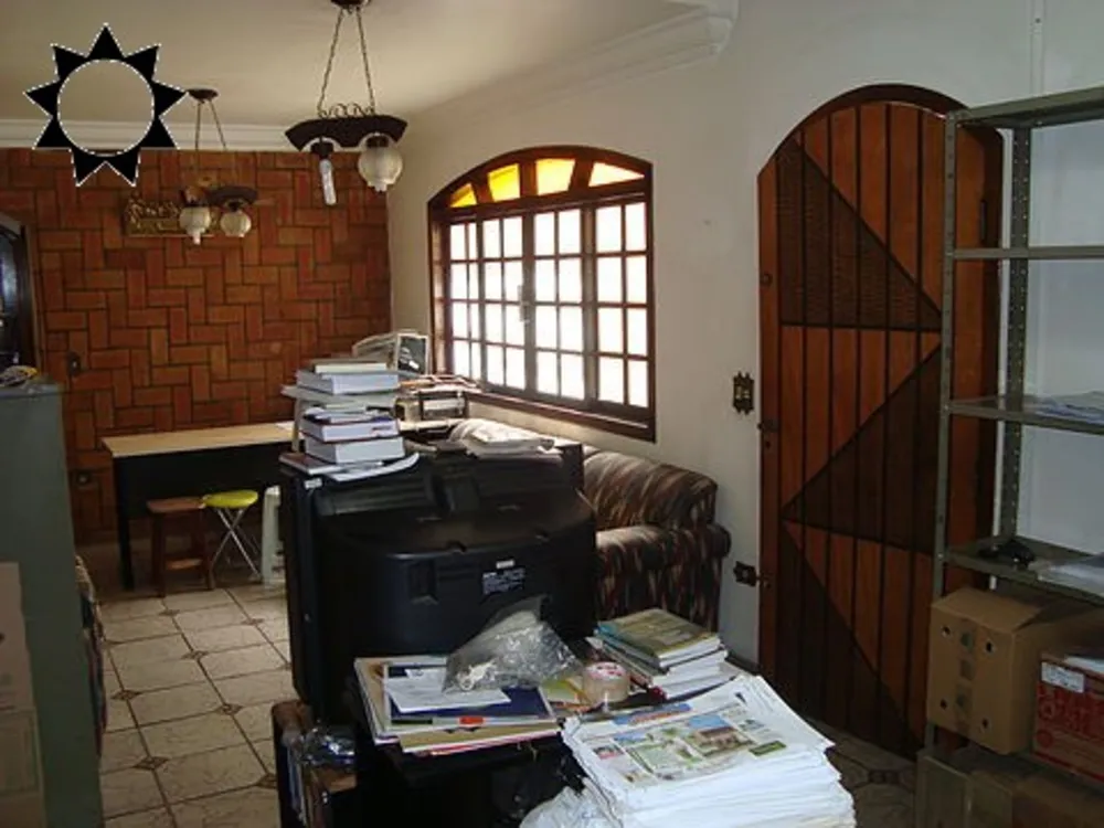 Casa, 3 quartos, 198 m² - Foto 1