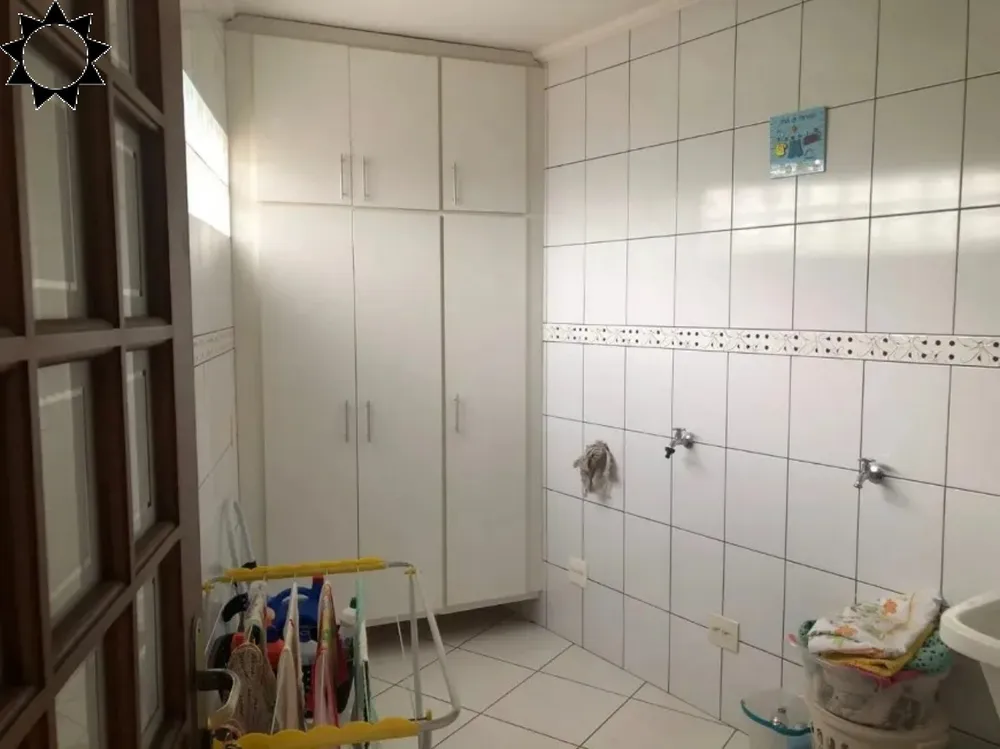 Casa, 3 quartos, 200 m² - Foto 8